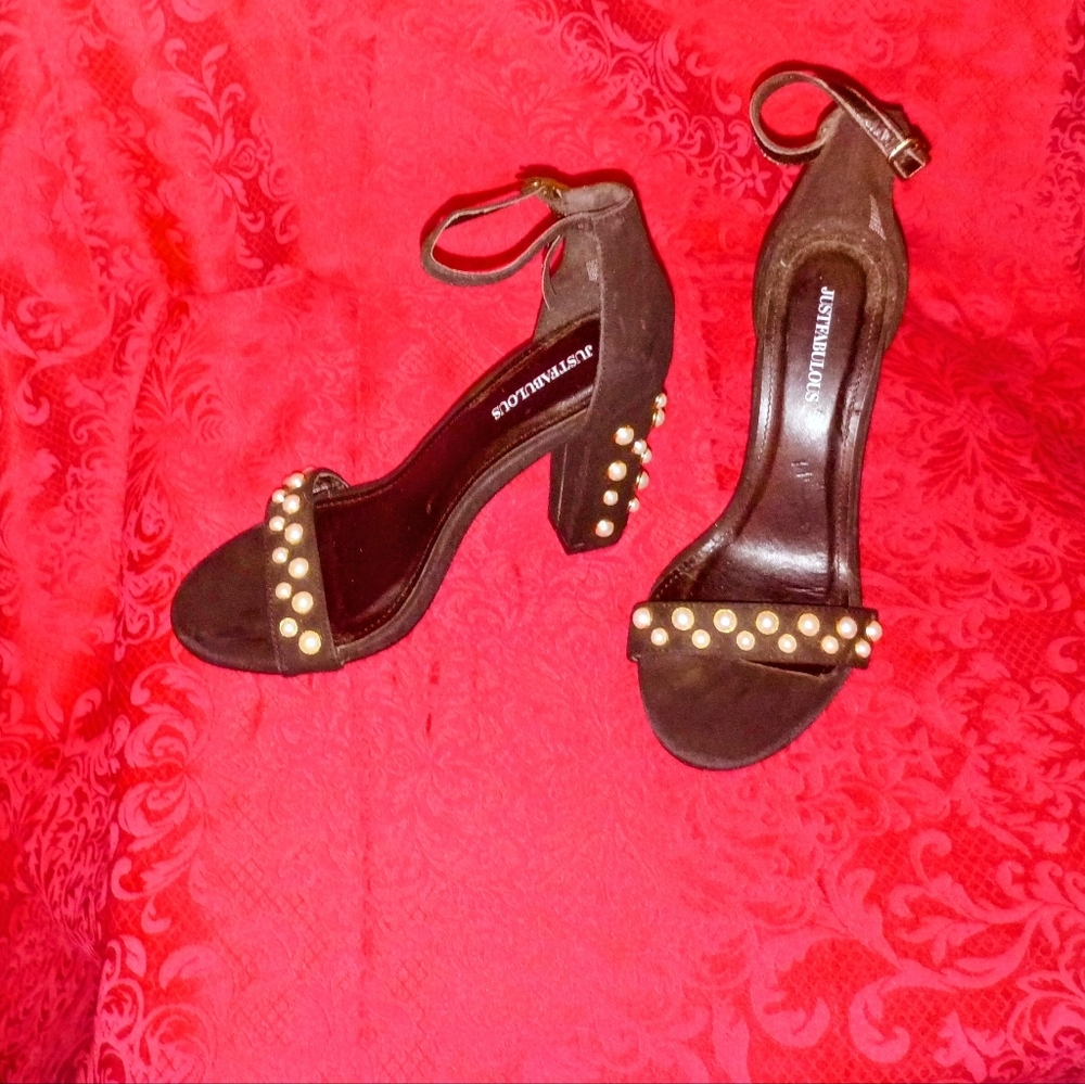 Size 8 Just Fabulous Heels Black With Pearl Embellishments